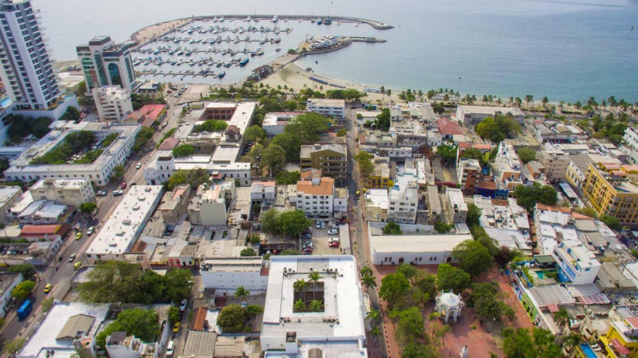 Hotel Marovi Santa Marta  Exterior photo